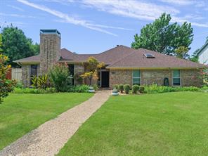 2204 Cardinal Drive - Photo 1