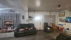 151 S FM 573 - Photo 33