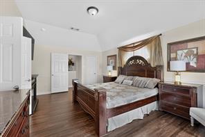 2201 Trickling Creek Drive - Photo 16