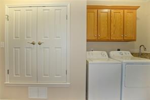318 E 4th Street - Photo 20