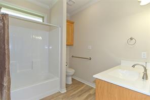 318 E 4th Street - Photo 22