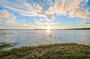 1518 Shoreline Drive - Photo 14