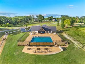 1518 Shoreline Drive - Photo 4