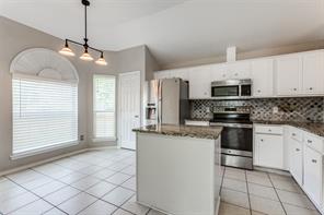 704 Fleming Street - Photo 4