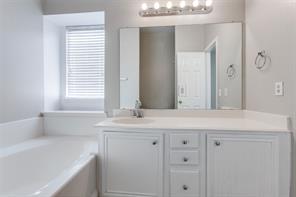 704 Fleming Street - Photo 6