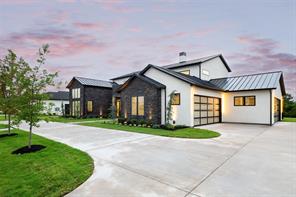 327 Longview Place - Photo 3