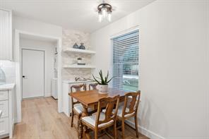 208 E 7th Street - Photo 10