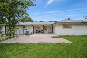 208 E 7th Street - Photo 33