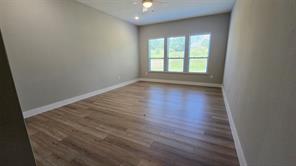 2750 Eastridge Boulevard - Photo 11