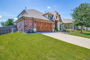 1718 Sandalwood Lane - Photo 1