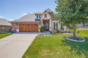 1718 Sandalwood Lane - Photo 2