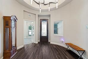 1718 Sandalwood Lane - Photo 3