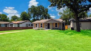 3725 Childress Street - Photo 2