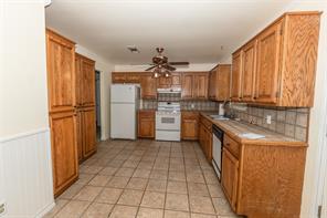 151 Country Club Drive - Photo 12