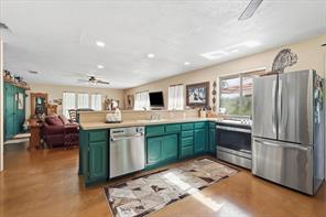 1025 Dominique Drive - Photo 18