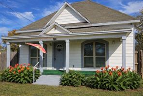 101 S Walnut Avenue - Photo 1