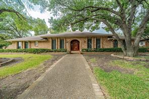 9511 Fallbrook Drive - Photo 1