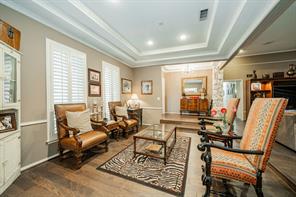 9511 Fallbrook Drive - Photo 5
