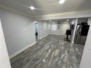 400 E Shady Grove Road - Photo 8