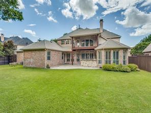 1312 Thornwood Drive - Photo 2