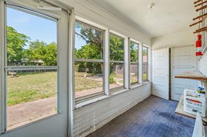 648 N Belknap Street - Photo 19