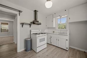 648 N Belknap Street - Photo 22