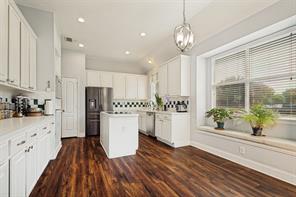 3737 Cottonwood Springs Drive - Photo 3