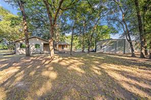 8412 County Road 4084 - Photo 34