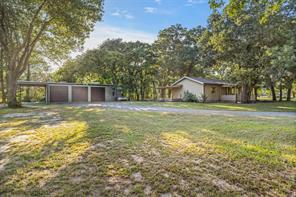 8412 County Road 4084 - Photo 37