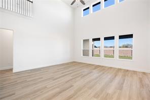 415 Sedgwick Drive - Photo 35
