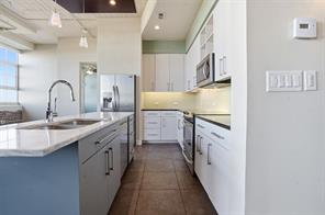 2600 W 7th Street - Photo 10