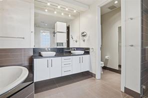 2600 W 7th Street - Photo 17