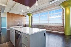 2600 W 7th Street - Photo 2