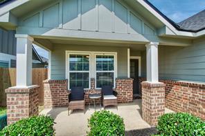 429 Travis Drive - Photo 1