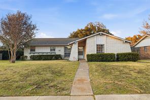 1913 Mission Drive - Photo 1
