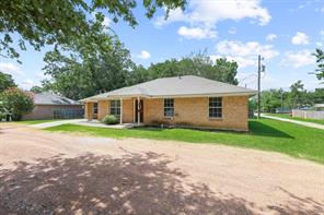 207 W South Street - Photo 1
