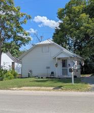 102 E Oak Avenue - Photo 2
