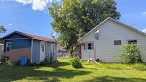 102 E Oak Avenue - Photo 3