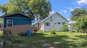 102 E Oak Avenue - Photo 5