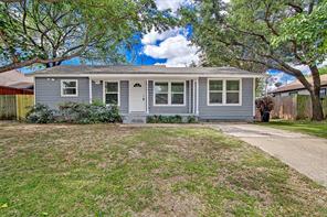 624 E Ellen Avenue - Photo 1