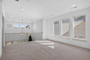 213 Scottish Way - Photo 32