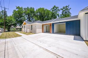 4418 Myrtle - Photo 2