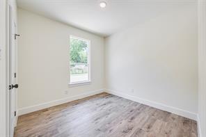 4418 Myrtle - Photo 6