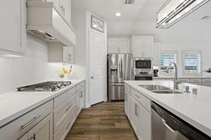 8612 Backwater Bay Cove - Photo 10