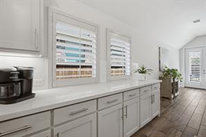 8612 Backwater Bay Cove - Photo 16