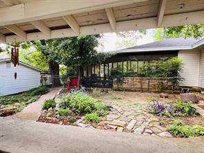 804 N Elm Street - Photo 30
