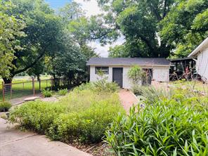 804 N Elm Street - Photo 33