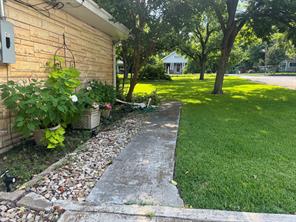 804 N Elm Street - Photo 36