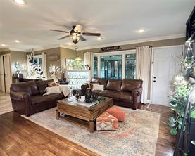 804 N Elm Street - Photo 5
