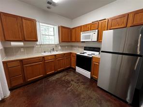 6070 County Road 4068 - Photo 14